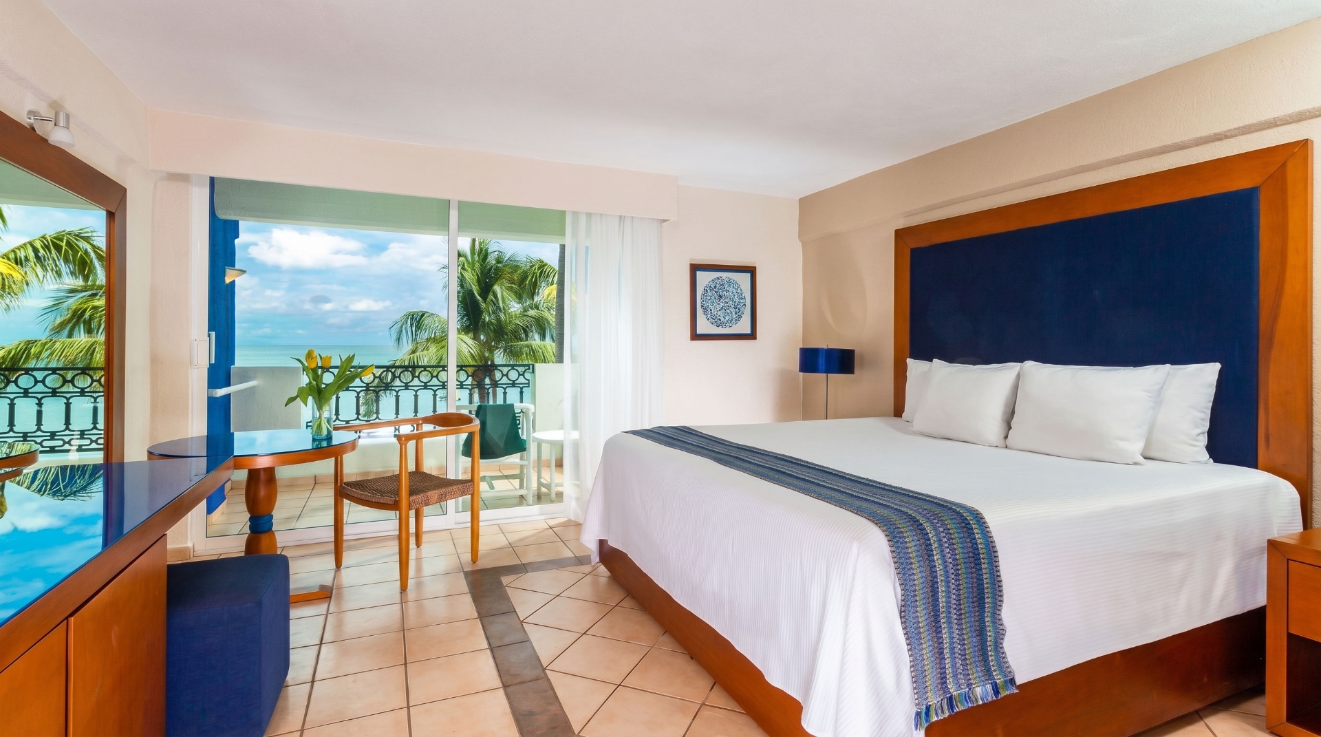 Oceanfront Deluxe King